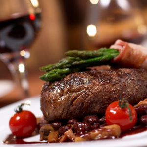 Grilled beef with tomato